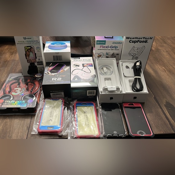 2 iPhone 📱 7 plus accessories - Picture 1 of 10